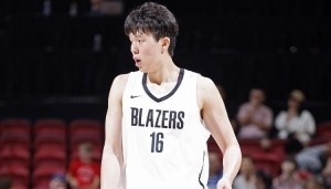 队友：杨瀚森每天都学英语 我们沟通时也会说得更容易理解一些